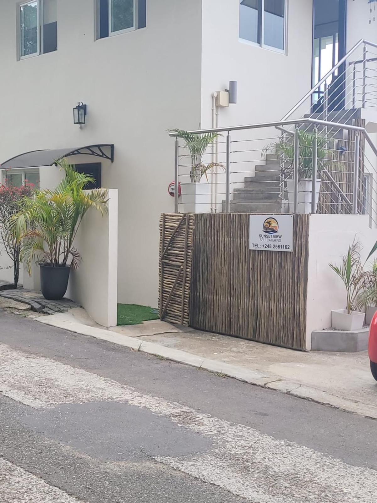 Sunset View Self Catering Apartment Anse Boileau Exterior photo