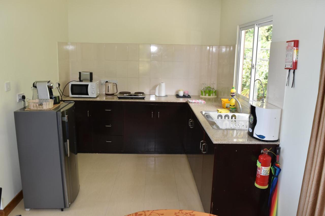 Sunset View Self Catering Apartment Anse Boileau Exterior photo